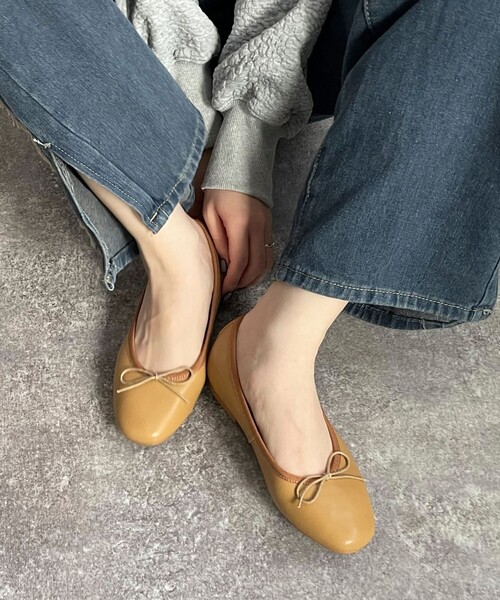 REMME（レメ）の「【REMME/レメ】レザーバレーシューズ（バレエシューズ・レディース・ベージュ/グリーン/シルバー/ブラック系その他/ブラック・38/37）」の16枚目の写真