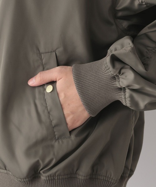 GLOBAL WORK（グローバルワーク）の「撥水軽やかMA-1/975890（MA-1・レディース・ベージュ/アイボリー/グレー/カーキ・REGULAR/SHORT）」の11枚目の写真