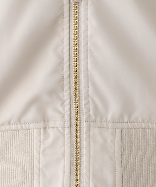 GLOBAL WORK（グローバルワーク）の「撥水軽やかMA-1/975890（MA-1・レディース・ベージュ/アイボリー/グレー/カーキ・REGULAR/SHORT）」の8枚目の写真