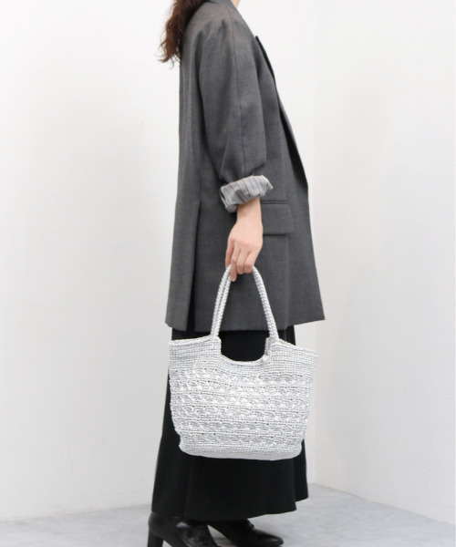 cache cache（カシュ カシュ）の「カシュカシュ cachecache / メタリックコード柄編みトートバッグ（トートバッグ・レディース・マルチ/シルバー/ブラック/ホワイト/シルバー系その他・FREE）」の20枚目の写真