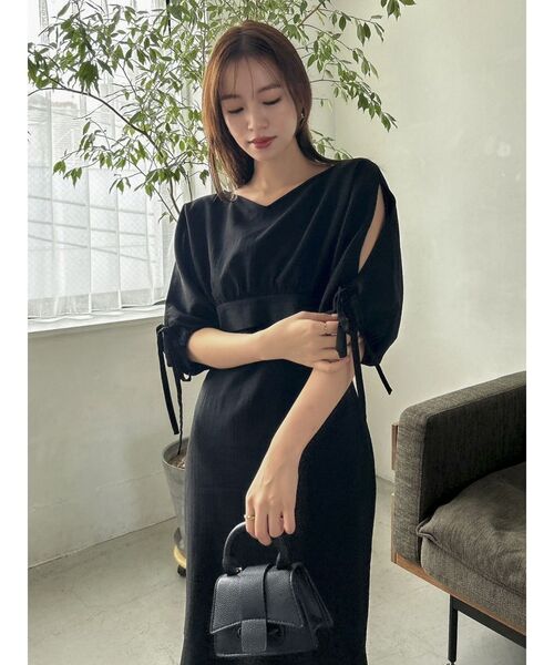 dazzlin(ダズリン)の「ショートコンビタイトワンピース(ワンピース・レディース・オフホワイト/ベージュ/ブラック・SMALL/MEDIUM/X-SMALL)」の22枚目の写真