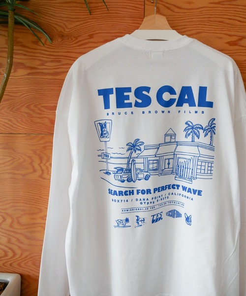 The Endless Summer（エンドレスサマー）の「【WEB / FLAG SHOP限定】TES CAL DINER LONG SLEEVE T /オーバーサイズ・ビッグシルエット・ロンT（Tシャツ/カットソー・メンズ・イエロー/レッド/グリーン/ブルー・SMALL/MEDIUM/LARGE/X-LARGE）」の3枚目の写真