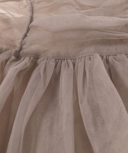 mysty woman（ミスティウーマン）の「ギャザーチュールキャミソール　114944（キャミソール・レディース・ブルー/アイボリー/グレイッシュベージュ・FREE）」の18枚目の写真