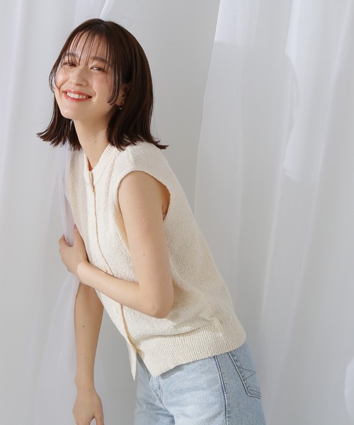 N.（N. Natural Beauty Basic）（エヌエヌナチュラルビューティーベーシック）の「◆フロントボタンニットタンク（ベスト・レディース・オフホワイト/ブラック/グリーン・MEDIUM）」の4枚目の写真
