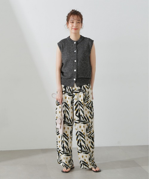 N.（N. Natural Beauty Basic）（エヌエヌナチュラルビューティーベーシック）の「◆フロントボタンニットタンク（ベスト・レディース・オフホワイト/ブラック/グリーン・MEDIUM）」の15枚目の写真