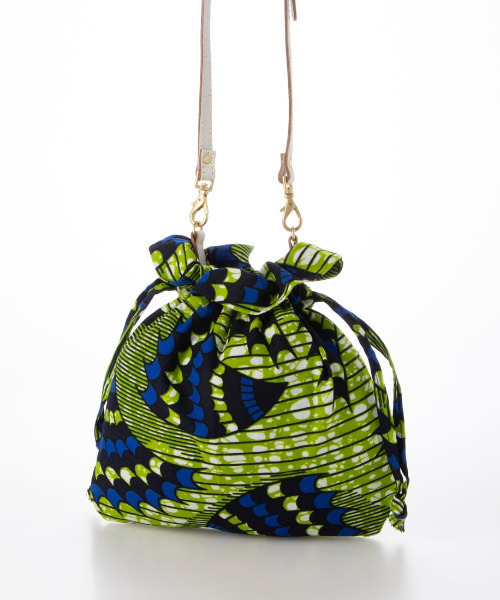 perche（ペルケ）の「ペルケ perche / マリ・Harmony for peaceバゲット2wayショルダー（ショルダーバッグ・レディース・ブルー/ライトピンク/グリーン/ピンク/オレンジ・FREE）」の6枚目の写真