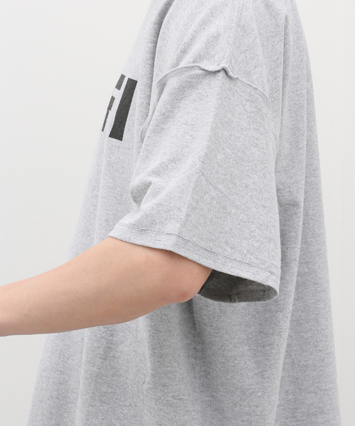is-ness(イズネス)の「【ISNESS MUSIC / イズネスミュージック】LO-FI T-SHIRT(Tシャツ/カットソー・メンズ・ブラック/チャコールグレー・FREE)」の10枚目の写真