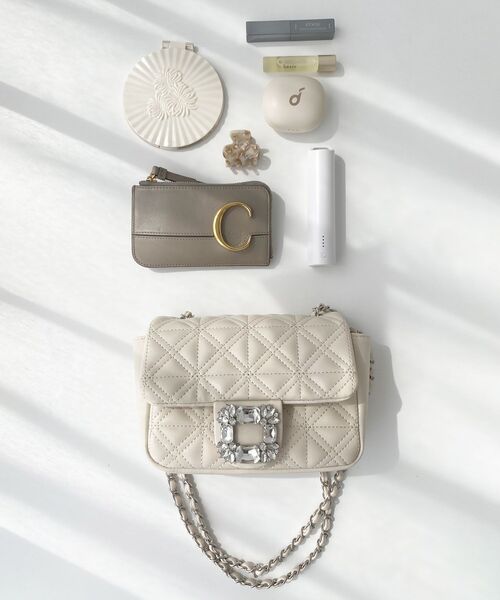 MAJESTIC LEGON（マジェスティックレゴン）の「ビジューキルティングポシェット（ショルダーバッグ・レディース・アイボリー/グレイッシュベージュ/ブラック・FREE）」の14枚目の写真