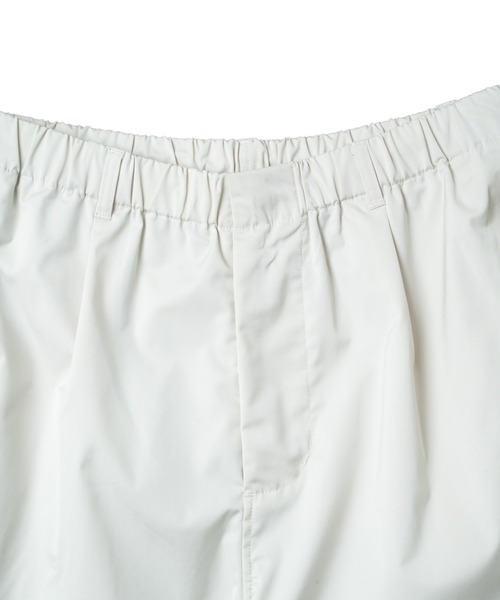 KACCO(カッコ)の「《ユニセックスアイテム》RELAX FIT TRACK CARGO PANTS / リラックスフィットトラックカーゴパンツ(カーゴパンツ・メンズ・ホワイト/ブラック・LARGE/MEDIUM/SMALL)」の20枚目の写真
