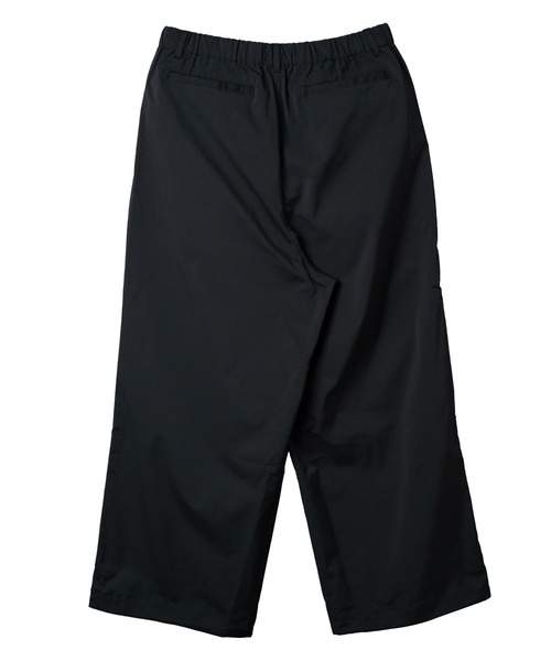 KACCO(カッコ)の「《ユニセックスアイテム》RELAX FIT TRACK CARGO PANTS / リラックスフィットトラックカーゴパンツ(カーゴパンツ・メンズ・ホワイト/ブラック・LARGE/MEDIUM/SMALL)」の12枚目の写真