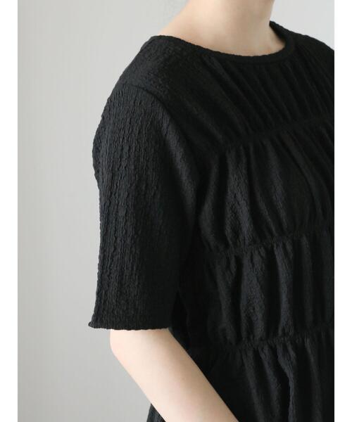 Te chichi TERRASSE(テチチテラス)の「シャーリングペプラムトップス(Tシャツ/カットソー・レディース・サックスブルー/ブラック/オフホワイト・F)」の12枚目の写真