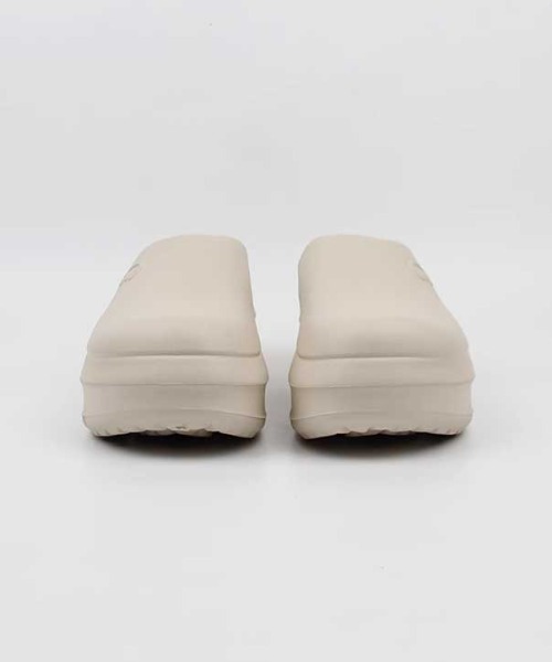 Vipoa（ヴィポア）の「VOLUME CLOGS SHOES（サンダル・レディース・ベージュ/ホワイト/ブラック・SMALL/MEDIUM/LARGE）」の8枚目の写真