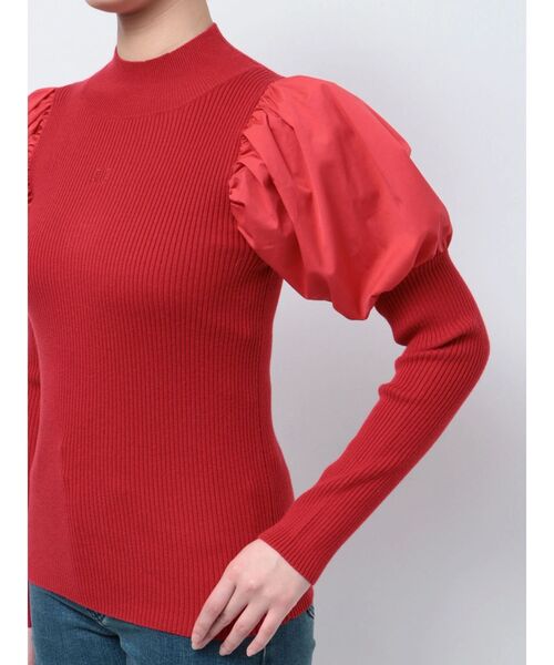 jouetie（ジュエティ）の「パフスリーブハイネックニット（ニット/セーター・レディース・ブラック/レッド/ブルー・MEDIUM）」の12枚目の写真