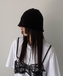 【送料込】Ameri SIDE STRAP FLOWER KNIT CAP セール】SIDE STRAP FLOWER KNIT CAP（ニットキャップ/ビーニー