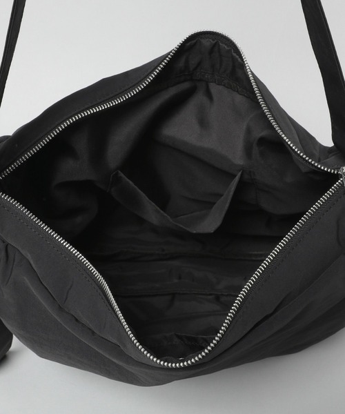 A part by(アパートバイ)の「サイドドロストバッグ(ショルダーバッグ・レディース・ボルドー/アイボリー/ブラック・FREE)」の17枚目の写真