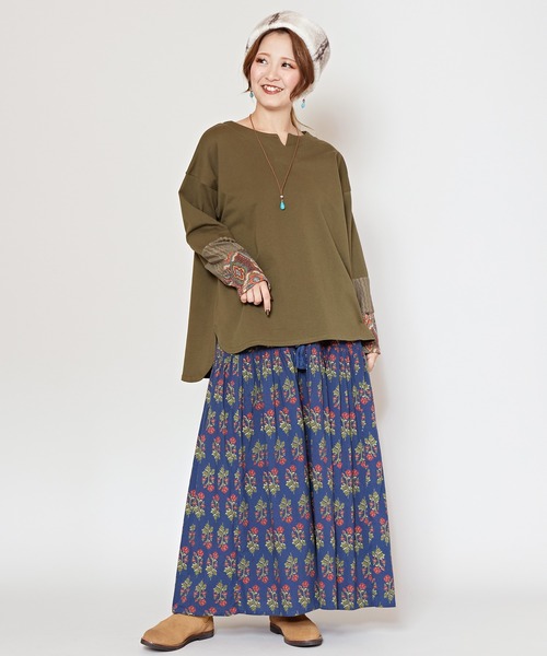 チャイハネ(チャイハネ)の「【チャイハネ】ラダリパッチワークロンT(Tシャツ/カットソー・レディース・ベージュ/ブラウン/カーキ/ブラック・FREE)」の7枚目の写真