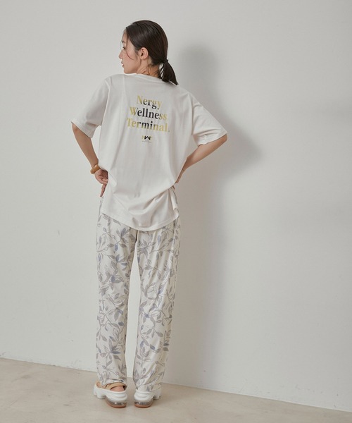 NERGY（ナージー）の「【UV＆吸水速乾】on color グラフィックTシャツ（Tシャツ/カットソー・レディース・ホワイト/スミクロ・FREE）」の18枚目の写真