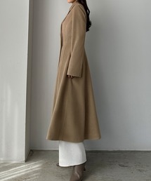 Louere（ルエレ）の「ウエストシェイプフレアチェスターコート