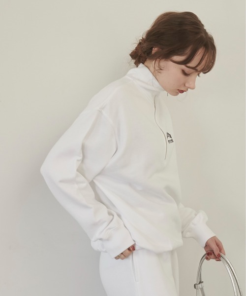 ANGIE（アンジー）の「ワンポイント 刺繍 ハーフZIP スウェット プルオーバー（スウェット・レディース・杢グレー/ブラック/ホワイト/ライトグレー/ネイビー・MEDIUM/LARGE/X-LARGE）」の21枚目の写真