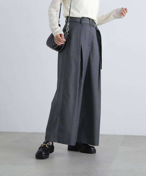 N.（N. Natural Beauty Basic）（エヌエヌナチュラルビューティーベーシック）の「◆ボリュームワイドパンツ（その他パンツ・レディース・ベージュ/チャコールグレー・SMALL/MEDIUM）」の3枚目の写真