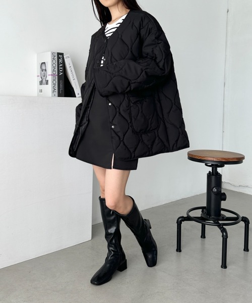 CLEA(クレア)の「袖ボアキルティングノーカラーコート(ノーカラーコート・レディース・ブラック/アイボリー・FREE)」の21枚目の写真