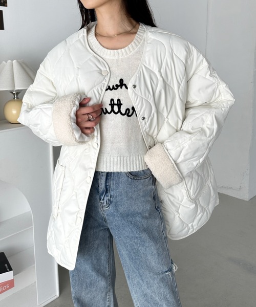 CLEA(クレア)の「袖ボアキルティングノーカラーコート(ノーカラーコート・レディース・ブラック/アイボリー・FREE)」の3枚目の写真