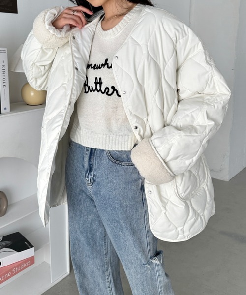 CLEA(クレア)の「袖ボアキルティングノーカラーコート(ノーカラーコート・レディース・ブラック/アイボリー・FREE)」の4枚目の写真