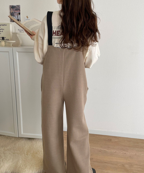 classicalelf（クラシカルエルフ）の「ふくれジャガードフロントジップサロペットパンツ（サロペット/オーバーオール・レディース・モカ/ブラック・LARGE/MEDIUM/SMALL/X-LARGE）」の3枚目の写真