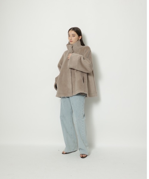 Rirandture（リランドチュール）の「エコファーケープコート（ダウン