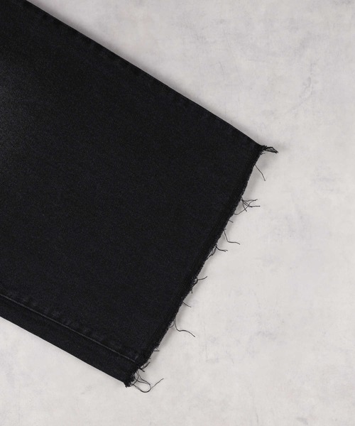 Right-on（ライトオン）の「タックバギーデニムパンツ（デニムパンツ・レディース・ブラック・S/M/L/XL）」の12枚目の写真