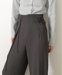 バラモチーフ付き とろみワイドパンツ