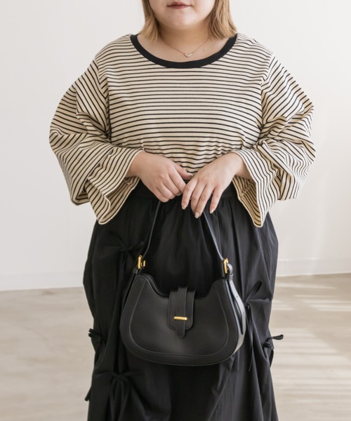 CLETTE（クレット）の「リブ切替ボーダープルオーバー（Tシャツ/カットソー・レディース・アイボリー/チャコール・LL/3L/4L）」の5枚目の写真