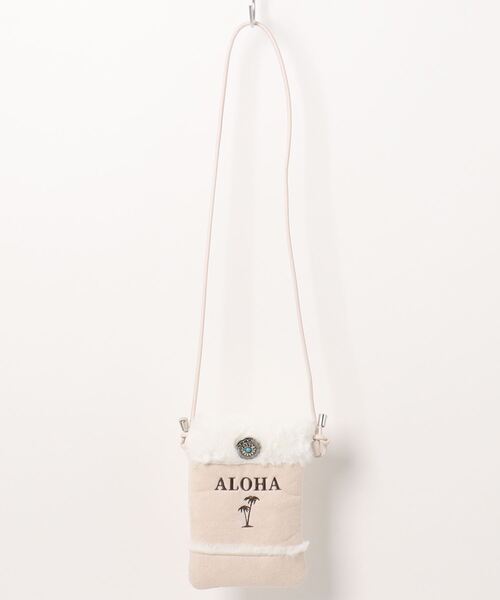 Kahiko（カヒコ）の「【Kahiko】パーマロムート ミニショルダーバッグ（ショルダーバッグ・レディース・ベージュ/グレー/キャメル・FREE）」の2枚目の写真