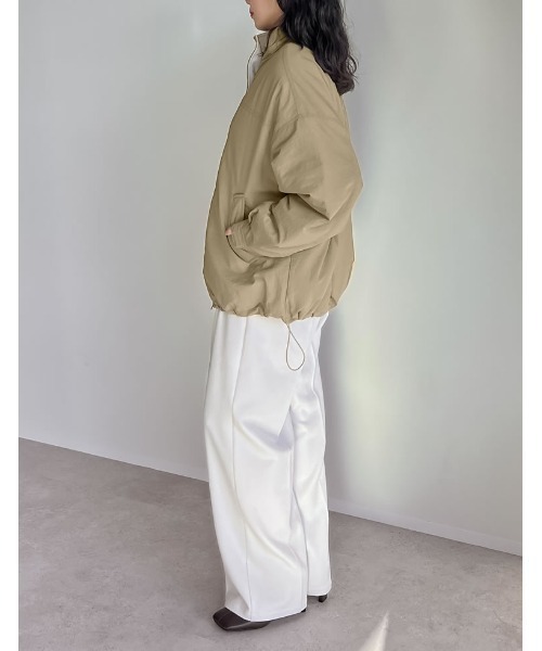 Re:EDIT（リエディ）の「配色スタンドネック中綿ブルゾン（ブルゾン・レディース・ベージュ/ブラック/アイボリー・MEDIUM）」の12枚目の写真