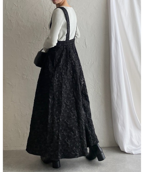 She's Closet（シーズクローゼット）の「ふくれジャガードAラインタックフレアロングジャンパースカートワンピース（ジャンパースカート・レディース・ブラック・FREE）」の21枚目の写真