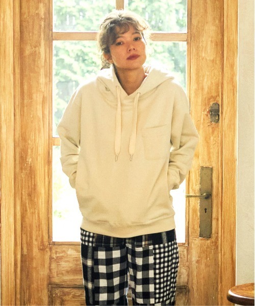 go slow caravan（ゴースローキャラバン）の「空紡糸裏毛 WIDEスピンドルPKTフーディー（パーカー・メンズ・マルーン/アイボリー/ブラック・MEDIUM/LARGE/X-LARGE）」の7枚目の写真