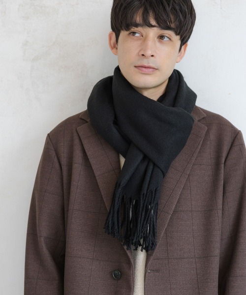 LAKOLE（ラコレ）の「カラバリ無地マフラー / 131443（マフラー・メンズ・ブラック/キャメル/ライトグレー・FREE）」の2枚目の写真
