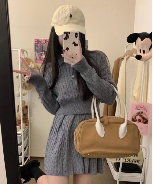 gossip!ロサンゼルス(ゴシップロサンゼルス)の「ケーブルニット ガーリーセットアップ(アンサンブル・レディース・オフホワイト/キャメル/ライトグレー/ダークグレー・FREE)」の10枚目の写真