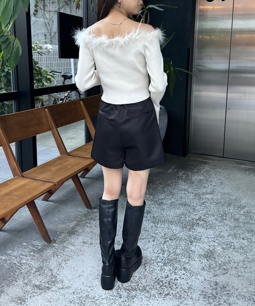 Chico(チコ)の「ファーオフショルデザインニット(ニット/セーター・レディース・グレー/ブラック/アイボリー/ピンク/ベージュ・FREE)」の14枚目の写真