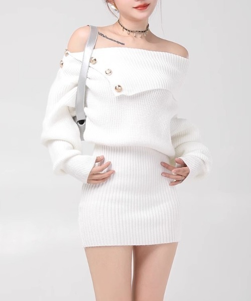 【BCBG MAXAZRIA】ストライプ柄オフショルダー ニットワンピース セール】オフショルニットワンピース（ワンピース）｜Sibra