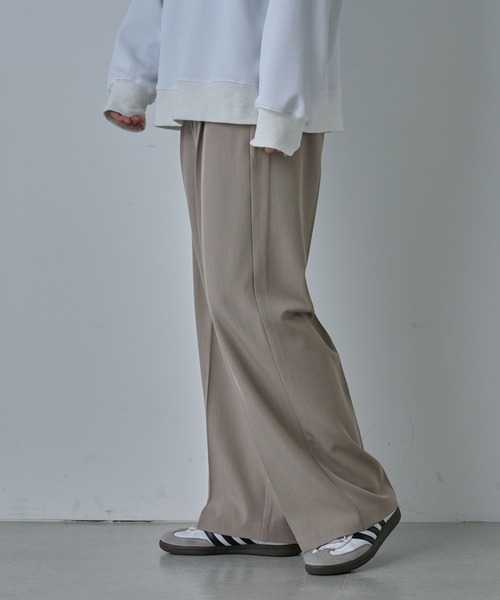 COLONY 2139（コロニートゥーワンスリーナイン）の「ドライスルーワイドスラックス（スラックス・メンズ・グレイッシュベージュ/ブラック/ネイビー/グレー・LARGE/MEDIUM）」の22枚目の写真