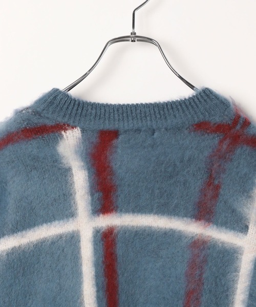 LEPSIM（レプシィム）の「7ゲージランダムチェックプルオーバー　284137（ニット/セーター・レディース・ブルー/チャコールグレー・FREE）」の8枚目の写真
