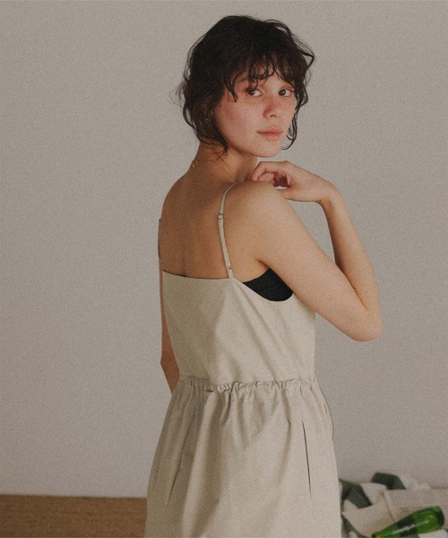 titivate（ティティベイト）の「撥水オールインワン/ラッシュガード（ラッシュガード・レディース・ライトベージュ/ブラック・LL/L/M/S）」の3枚目の写真