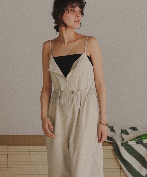 titivate（ティティベイト）の「撥水オールインワン/ラッシュガード（ラッシュガード・レディース・ライトベージュ/ブラック・LL/L/M/S）」の5枚目の写真