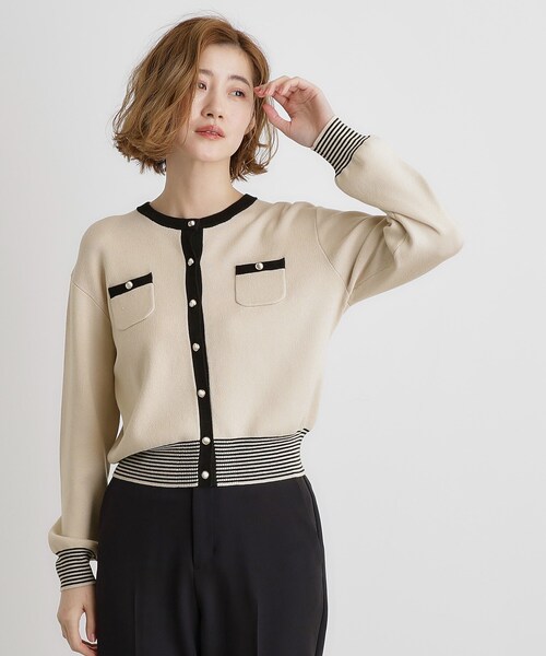 grove（グローブ）の「バイカラーコンパクトカーディガン（カーディガン/ボレロ・レディース・オフホワイト/グレー/ライトベージュ/ネイビー・01/02/03/04/05）」の4枚目の写真