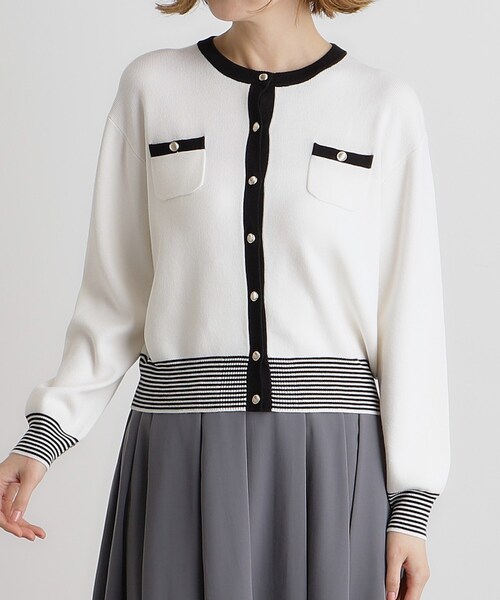 grove（グローブ）の「バイカラーコンパクトカーディガン（カーディガン/ボレロ・レディース・オフホワイト/グレー/ライトベージュ/ネイビー・01/02/03/04/05）」の9枚目の写真