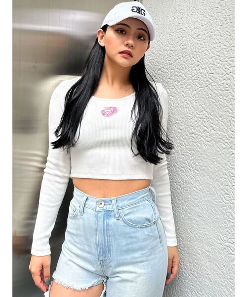 GYDA（ジェイダ）の「GDロゴラインストーンテレコトップス（Tシャツ/カットソー・レディース・ブラック/オフホワイト・FREE）」の5枚目の写真