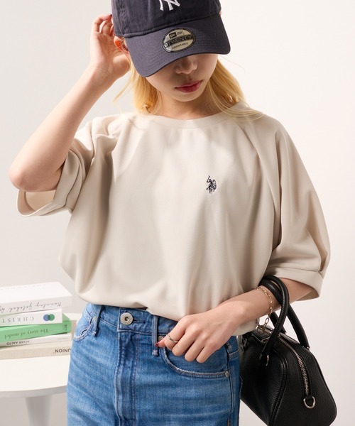 U.S. POLO ASSN.(ユーエスポロアッスン)の「【U.S. POLO ASSN.】ワンポイントクルードルマンプルオーバーTシャツ(Tシャツ/カットソー・レディース・ネイビー/アイボリー/グリーン・FREE)」の2枚目の写真