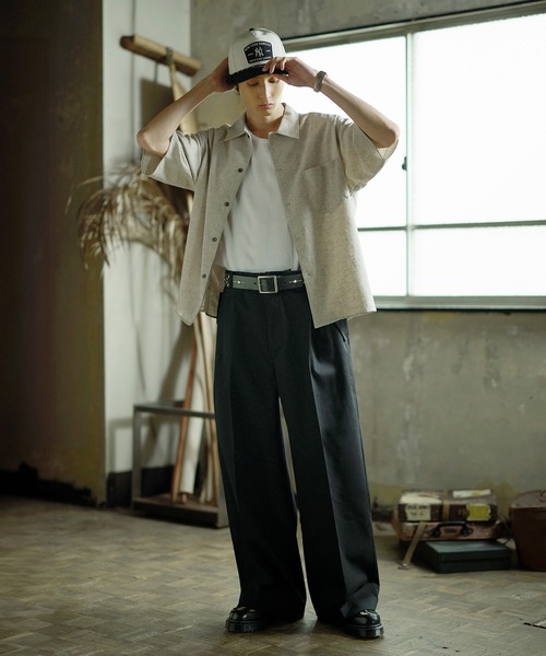 Bleme(ブレム)の「フラップポケット タックワイド バギーパンツ / チノパンツ(チノパンツ・メンズ・ベージュ/ブラック/カーキ・S/M/L/XL)」の22枚目の写真