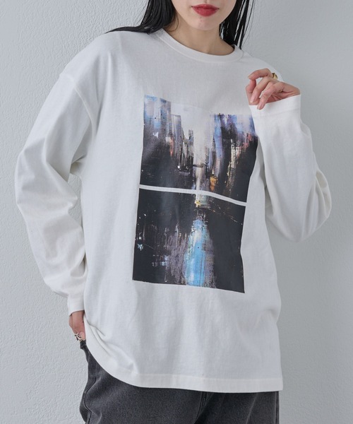 COLONY 2139（コロニートゥーワンスリーナイン）の「水彩画プリント長袖T（Tシャツ/カットソー・メンズ・ブラック/ホワイト・MEDIUM/LARGE）」の2枚目の写真
